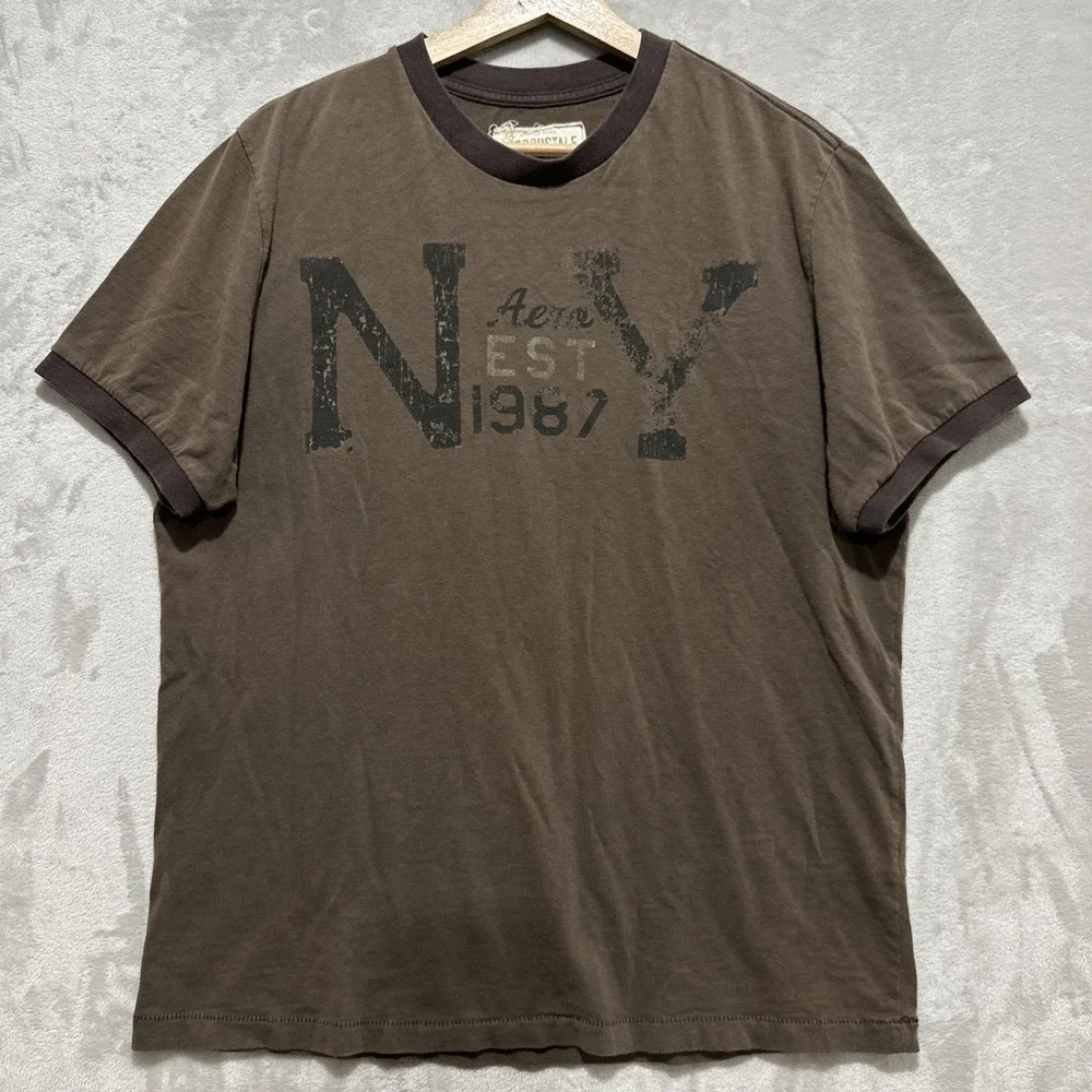 Aeropostale 1987 NY Graphic T Shirt Men's‎ L Brown Short Sleeve Ribbed Crewneck